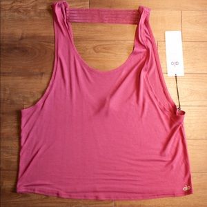 Alo Yoga • Acme Tank
